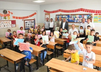 Bütün okullar boyanacak