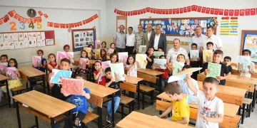 Bütün okullar boyanacak