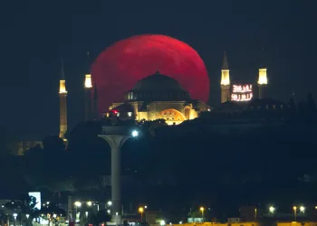 İstanbul’da dolunay manzaraları