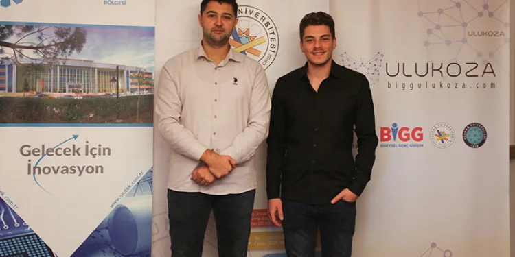 Girişimciler sağlıklı çikolata yapacak makine üretti