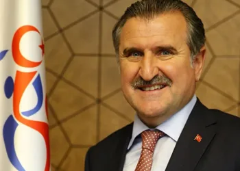 Bakan Bak’tan “Filetin Sultanlarına” tebrik
