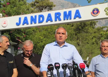Bakan Ersoy’dan Kemer yangını açıklaması