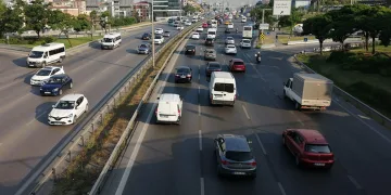 Bayram tatili sonrası trafik yoğunluğu