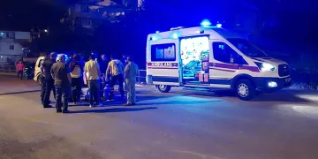 Duvara çarpan pat pat devrildi
