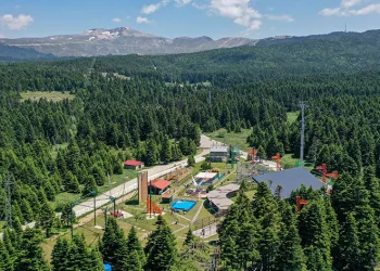 Uludağ’ın macera parkı adrenalin tutkunlarını ağırlıyor