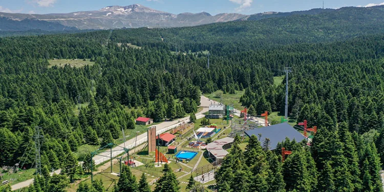 Uludağ’ın macera parkı adrenalin tutkunlarını ağırlıyor