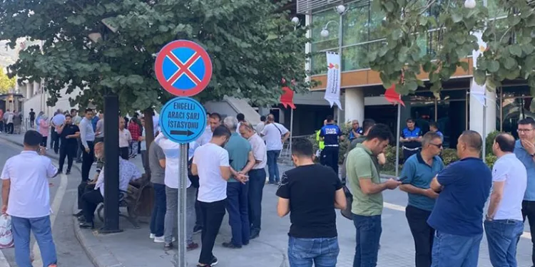 Adana’daki deprem Kahramanmaraş’ta korkuya neden oldu