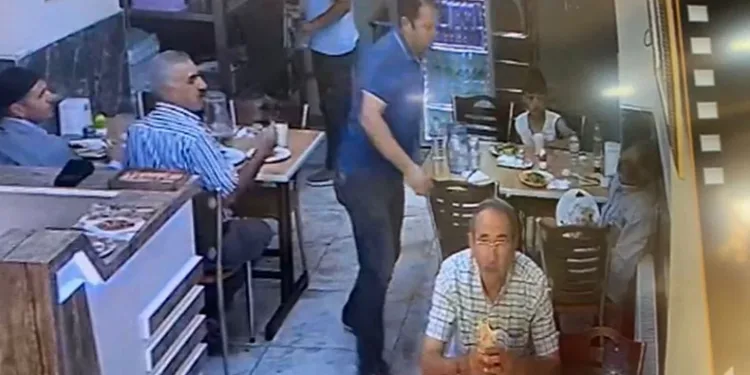 ‘Heimlich’ manevrası hayat kurtardı