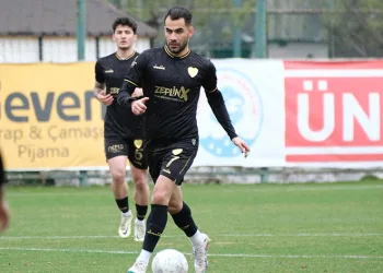 Hasan Ayaroğlu, Bursaspor’a veda etti