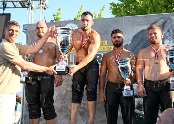 Kırkpınar’ın rövanşında şampiyon değişmedi