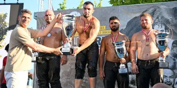 Kırkpınar’ın rövanşında şampiyon değişmedi