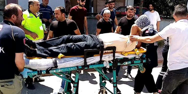 Bursa’da otomobiller kafa kafaya çarpıştı