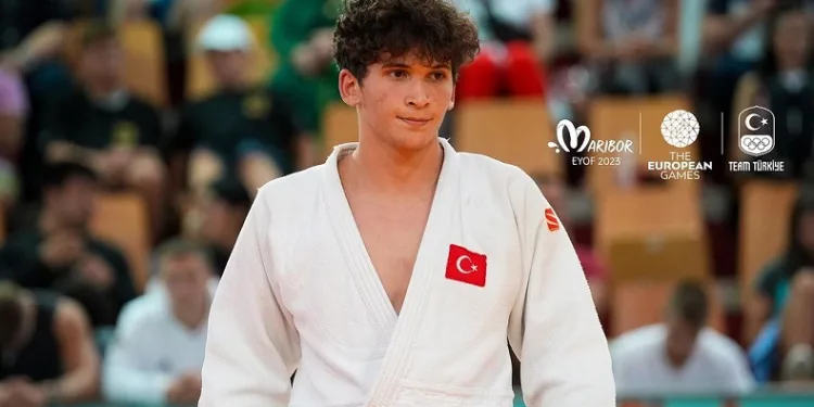 Milli Judocular Emir Selim Arı’dan altın, Sinem Oruç’ta gümüş madalya