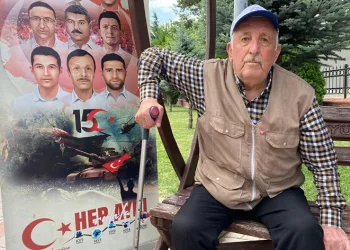 Darbeci Akın Öztürk’ün ateş emriyle gazi oldu