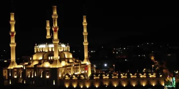 7’inci yıl dönümünde camilerden sela okundu