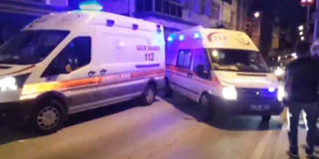 Komşuların dikkati anne ve oğlunu kurtardı