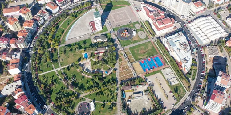 Uşak’ta konut satışları yarı yarıya azaldı