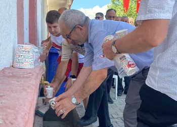 Çeşmeden su yerine ayran aktı
