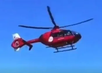 Ambulans helikopter 90 yaşındaki vatandaş için havalandı