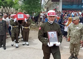 Kahramanmaraşlı şehit son yolculuğuna uğurlanıyor
