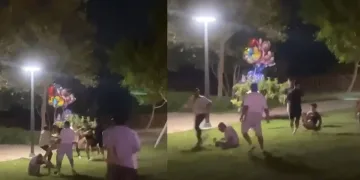 Yerdeki gencin yüzüne topa vurur gibi tekme attı