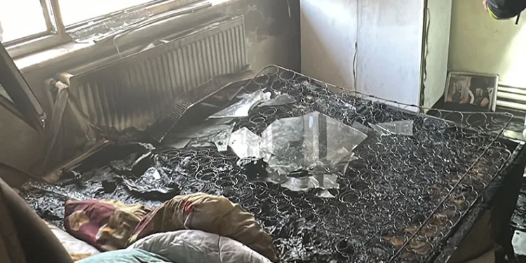Kiracı evi yakıp kaçtı