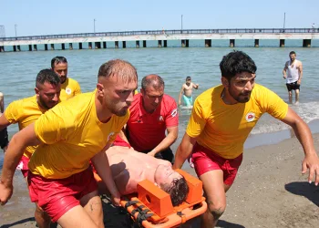 Cankurtaranlardan nefes kesen tatbikat