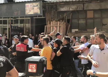 Kiracı ile iş yeri sahipleri arasında kavga