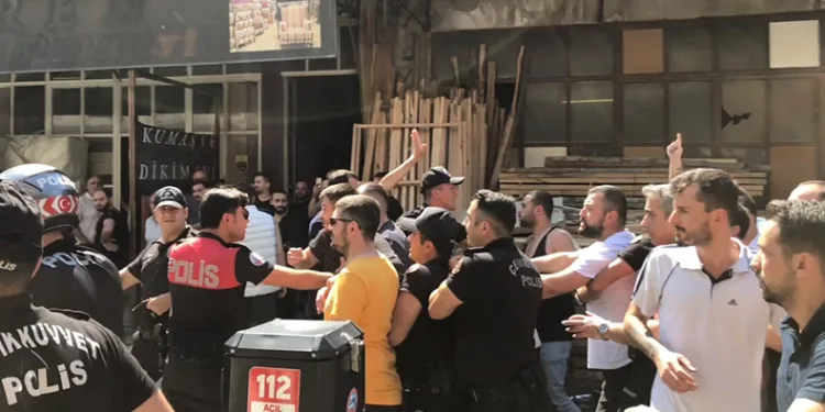 Kiracı ile iş yeri sahipleri arasında kavga