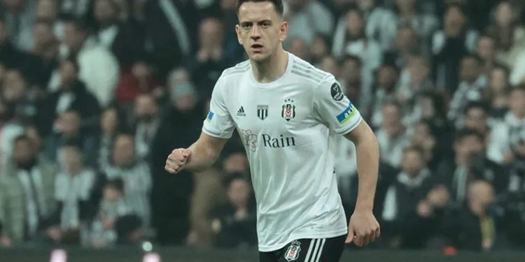 Beşiktaşlı oyuncu Amir Hadziahmetovic:  “Deplasmana daha avantajlı bir skorla gidiyoruz” dedi