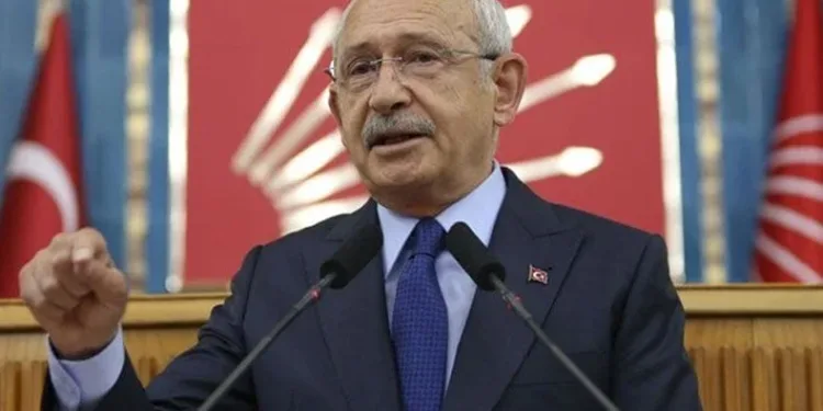 Akaryakıt zammı ekonomik soykırım