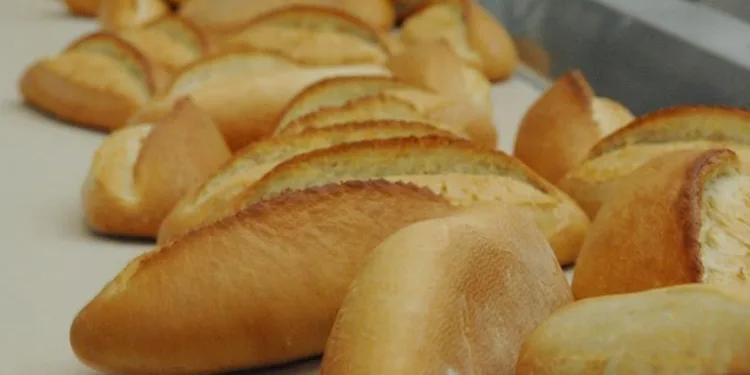 Denizli’de ekmek 7 TL oldu