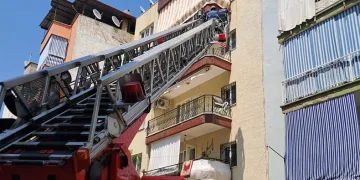 Çevreye yayılan kötü koku ekipleri harekete geçirdi