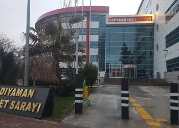 Depremde yıkılan binalarla ilgili 49 kişi tutuklandı