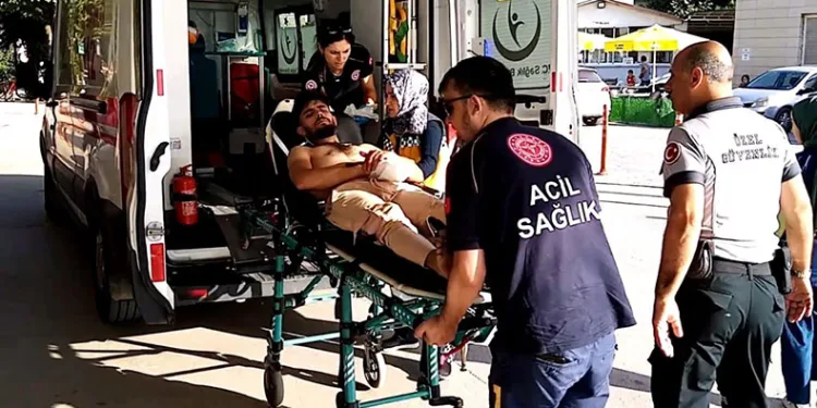 Bursa’da talihsiz işçi 4 parmağını makineye kaptırdı