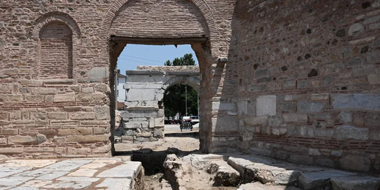 İznik surları Büyükşehir korumasında