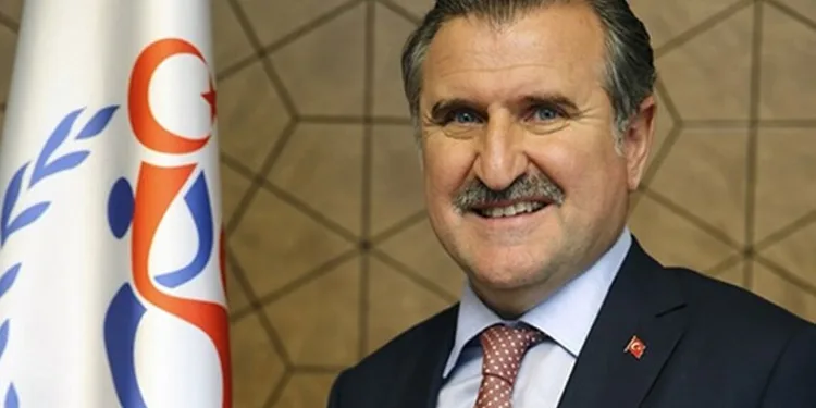 Bakan Bak’tan Milli Takımı’a tebrik