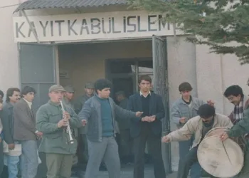 Bu fotoğraf 37 yıl önce çekildi
