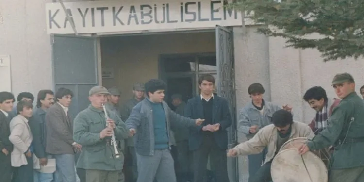 Bu fotoğraf 37 yıl önce çekildi