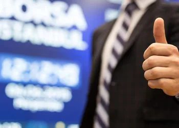 Borsa güne rekor seviyede başladı