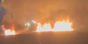 Akaryakıt yüklü tankerde patlama