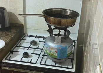 Ocakta unutulan yemek yangına neden oldu