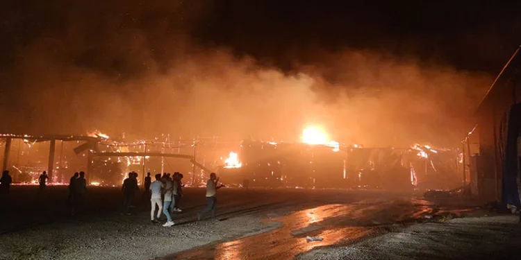 Van’da korkutan yangın