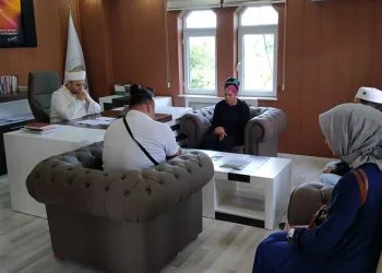 Alman Saskia Müslüman oldu