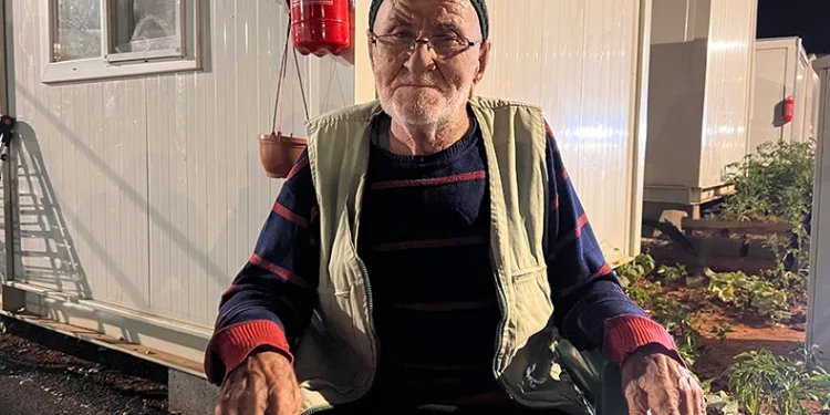Konteyner kentin en yaşlı depremzedesi