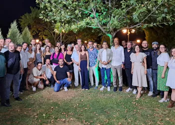 Gazeteciler yemekte bir araya geldi