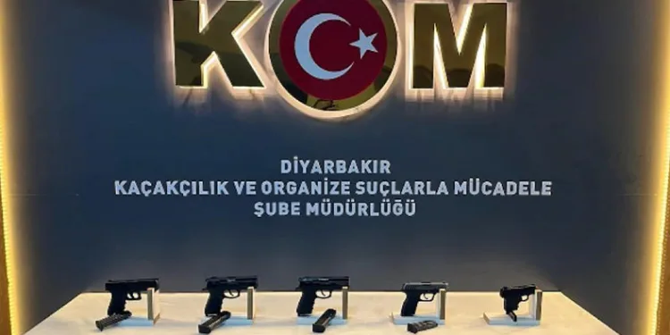 ‘Örümcek suç örgütü’ operasyonu