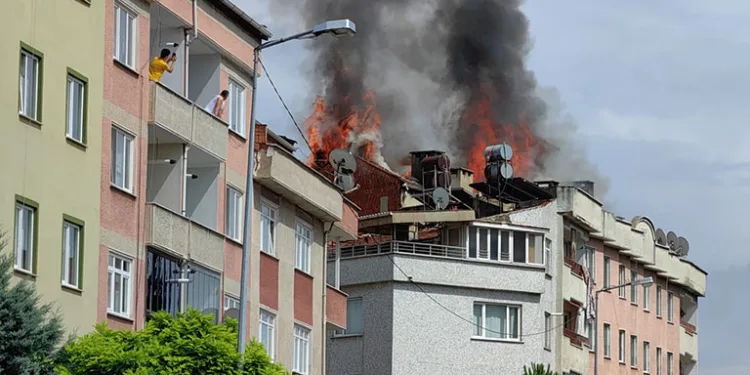 Bursa’da korkutan yangın