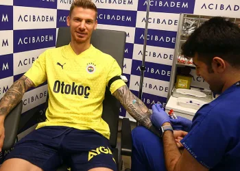 Fenerbahçe’de sağlık kontrolleri başladı