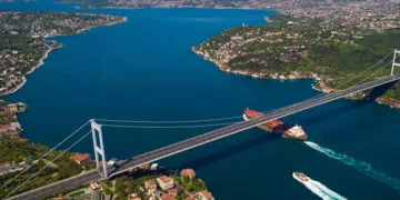 Boğazlarda zamlı tarife başladı